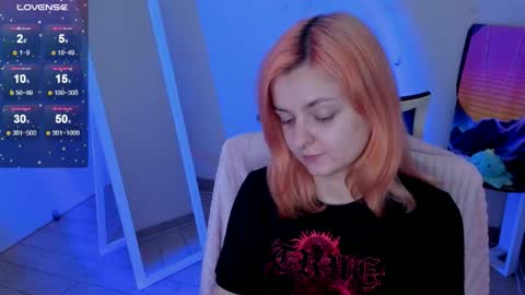 Bestie online show from 11-21-25, 01:32