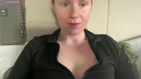 Rosie online show from 03-12-25, 09:34