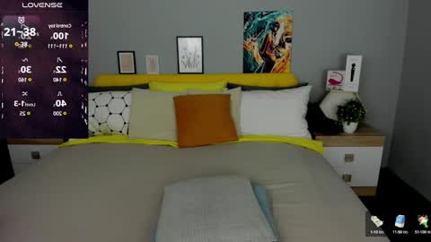 Snapshot of red_naughtyfox chatting on 03-08-25, 12:33 Lessy Fox online show from 03-08-25, 12:33