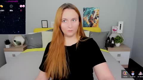 Snapshot of red_naughtyfox chatting on 09-13-25, 06:18 Lessy Fox online show from 09-13-25, 06:18