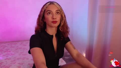 red_velvett0 online show from 11-20-25, 05:07