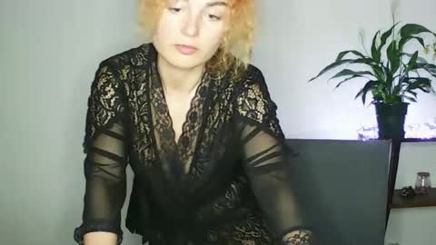 reddgirll online show from 02-17-25, 09:19