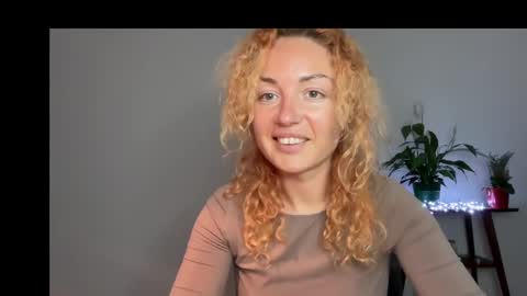 reddgirll online show from 03-04-25, 09:00