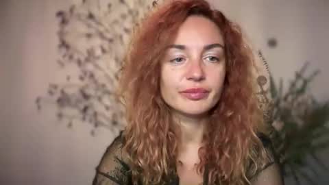 reddgirll online show from 09-18-25, 06:32