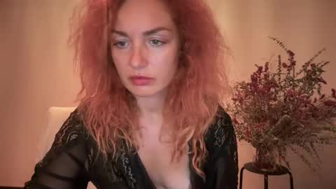 reddgirll online show from 10-15-25, 09:04