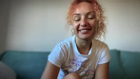 reddgirll online show from 10-20-25, 09:32