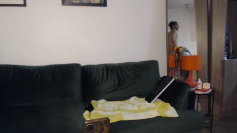 Snapshot of redfloweer chatting on 02-11-25, 12:17 redfloweer online show from 02-11-25, 12:17