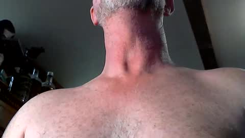 Snapshot of redfox60010 chatting on 05-26-26, 05:20 redfox60010 online show from 05-26-26, 05:20
