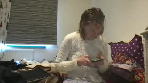 Redfox online show from 12-17-25, 10:43