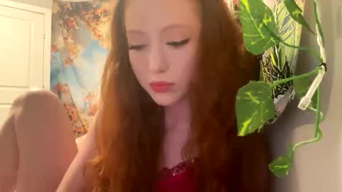 RedGingerSnapz online show from 11-26-25, 03:29