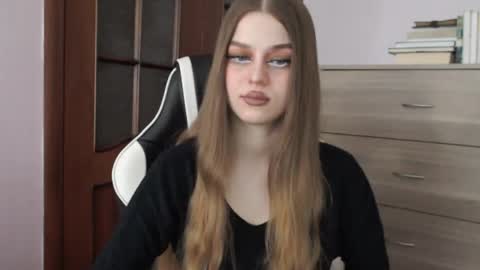 Lily online show from 04-02-26, 02:09