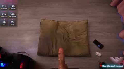 Redhead Shark online show from 11-06-25, 01:12