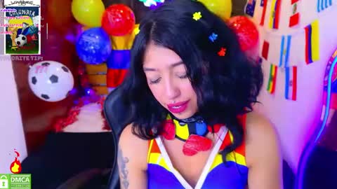 Snapshot of redhotter_ chatting on 06-23-26, 08:18 Lili Lopez online show from 06-23-26, 08:18