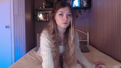 Snapshot of redmoonhead chatting on 04-23-26, 09:52 Ana online show from 04-23-26, 09:52