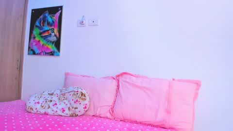 redski77 online show from 02-06-25, 09:11