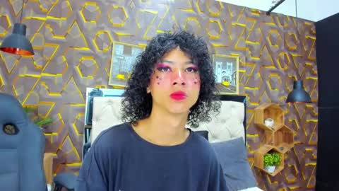 Snapshot of reed_kitty chatting on 11-14-25, 12:59 reed_kitty online show from 11-14-25, 12:59