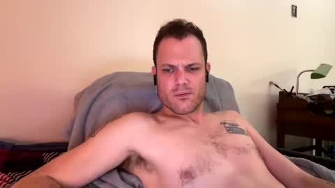 Snapshot of reed_thomas chatting on 01-12-26, 03:01 Reed Thomas online show from 01-12-26, 03:01