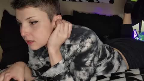 Kenzie online show from 01-20-25, 06:21