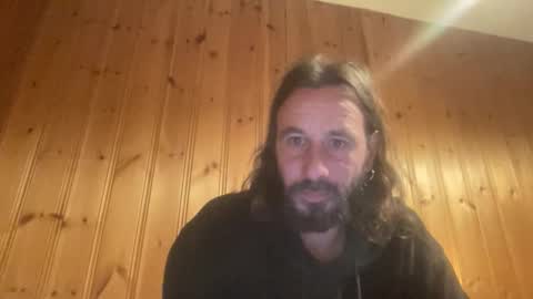 Snapshot of reeee997934 chatting on 12-17-25, 08:59 reeee997934 online show from 12-17-25, 08:59