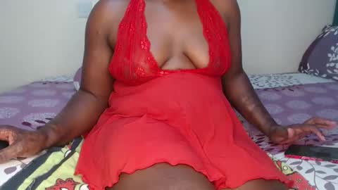 Snapshot of reem_wonder chatting on 09-16-25, 12:39 Reem online show from 09-16-25, 12:39