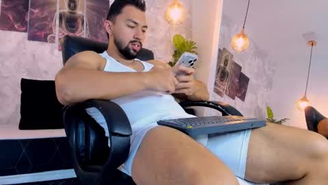 Regan online show from 12-02-25, 01:11