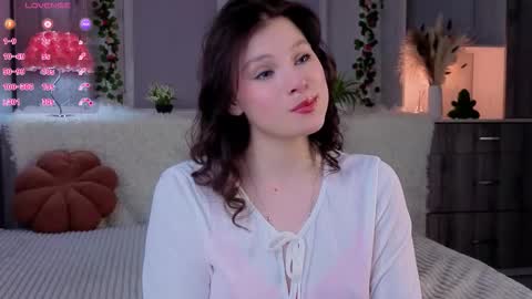 Grace  online show from 02-25-26, 01:21