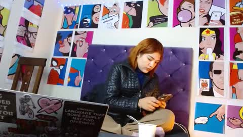 Snapshot of reginababy114 chatting on 05-09-26, 12:32 Baby Regina online show from 05-09-26, 12:32
