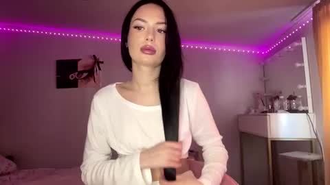 Amelia online show from 07-20-26, 07:22