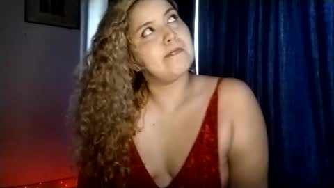 Snapshot of rei_chan26 chatting on 02-15-25, 09:26 Tania Nixx online show from 02-15-25, 09:26