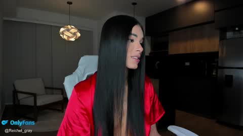 Snapshot of reichel_gray chatting on 10-26-25, 01:11 REICHEL online show from 10-26-25, 01:11