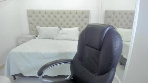 Reichel online show from 12-27-24, 08:56