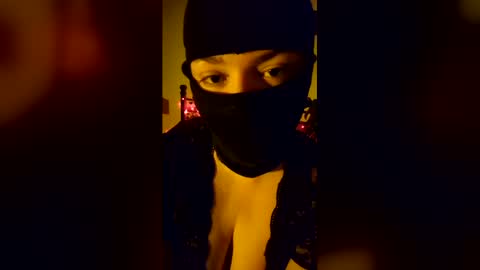 reignesombre online show from 04-27-26, 09:24