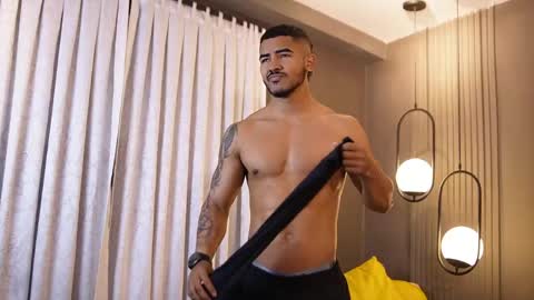 Reik online show from 04-17-26, 12:19