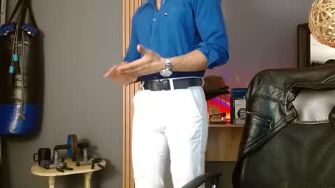 Snapshot of reiko_85_ chatting on 05-06-26, 02:55 REIKO online show from 05-06-26, 02:55