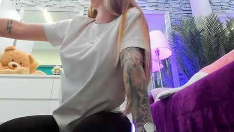 reina cummings online show from 05-15-26, 05:47