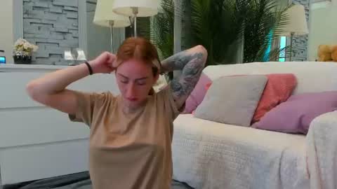 reina cummings online show from 06-09-26, 06:03