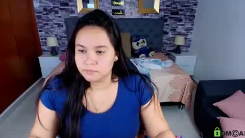 reina_loren online show from 07-06-26, 06:21