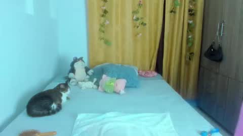 mariana online show from 09-14-25, 04:11