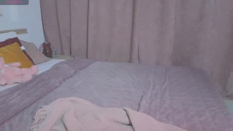 Anna online show from 09-27-25, 01:38