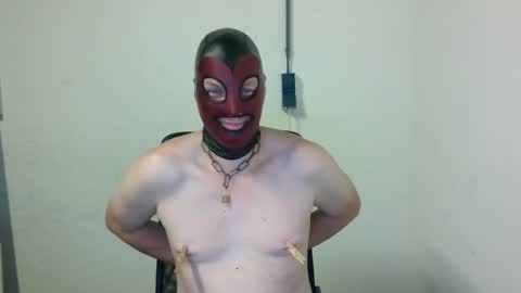 Snapshot of rem78a chatting on 10-09-25, 10:08 rem78a online show from 10-09-25, 10:08