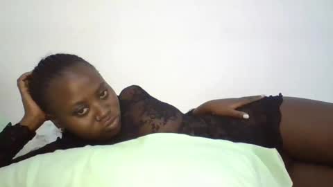 Remmy luna online show from 02-18-25, 08:58