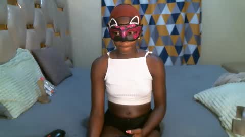 remmyqueen online show from 04-19-26, 05:29