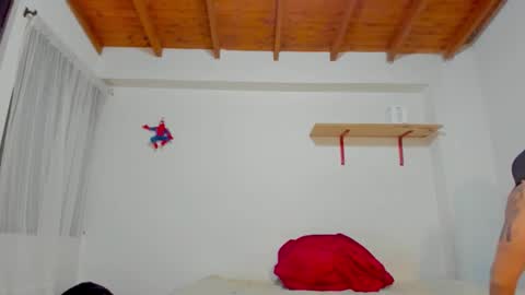 Rmy Steen online show from 10-25-25, 01:57