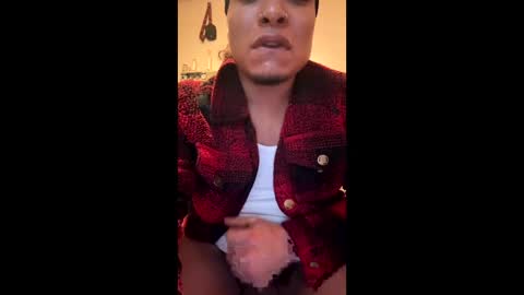 Snapshot of remyboo894397 chatting on 12-08-24, 07:43 PRETTY BAMBY online show from 12-08-24, 07:43