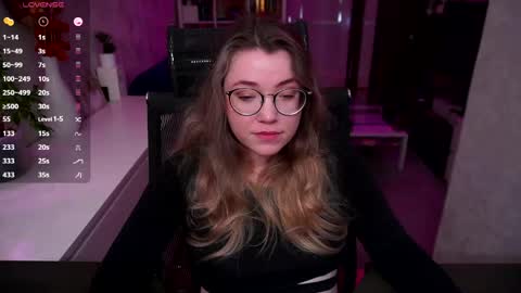 Snapshot of remywild chatting on 06-05-26, 02:56 RemyWild online show from 06-05-26, 02:56