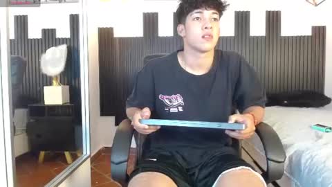 REN online show from 07-22-26, 03:20