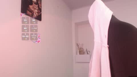 Snapshot of ren_yamashiro chatting on 12-03-24, 01:19 ren_yamashiro online show from 12-03-24, 01:19