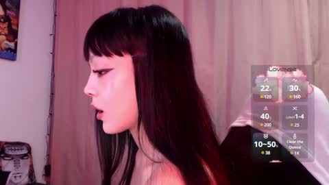 Snapshot of ren_yamashiro chatting on 02-24-25, 02:19 ren_yamashiro online show from 02-24-25, 02:19