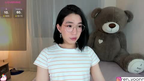Snapshot of ren_yoonn chatting on 05-27-26, 04:53 Ren online show from 05-27-26, 04:53