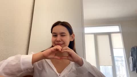 Snapshot of renaebobsin chatting on 03-06-26, 05:15 Katerina online show from 03-06-26, 05:15